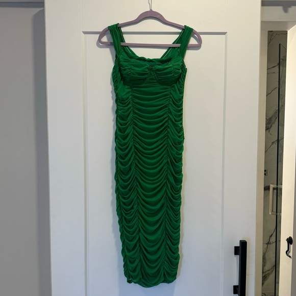 Majorelle Kelly Green Off-the-Shoulder Tabitha Midi Dress, size SMALL - Picture 7 of 8